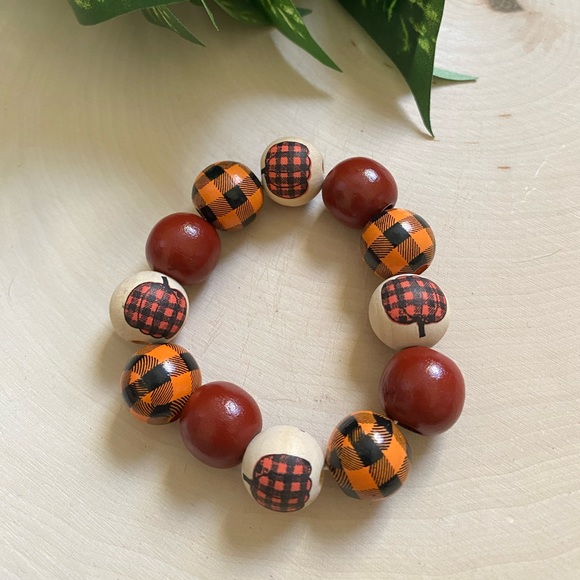 Fall Theme Orange Buffalo Plaid Wood Beaded Bracelet - Picture 1 of 2